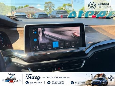 Certified 2024 Volkswagen Atlas SE w/ Panoramic Sunroof Package AWD/4WD image 21