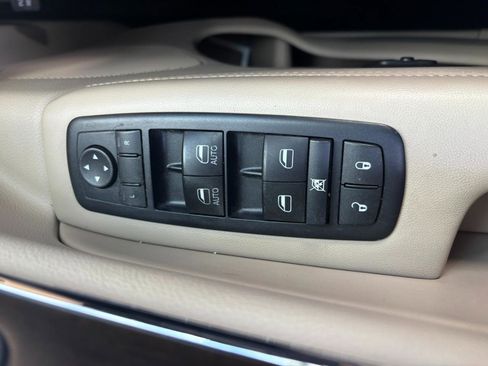Used 2015 Jeep Grand Cherokee Limited AWD/4WD image 17