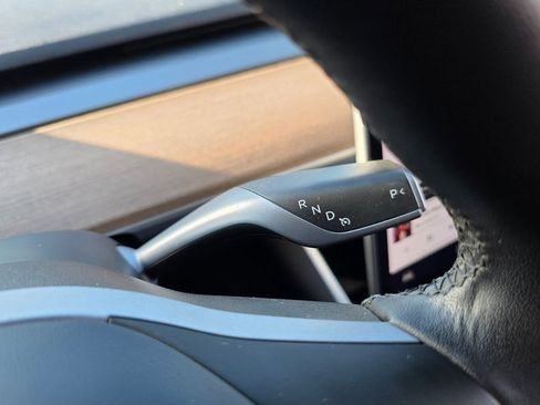 Used 2021 Tesla Model Y Long Range image 23