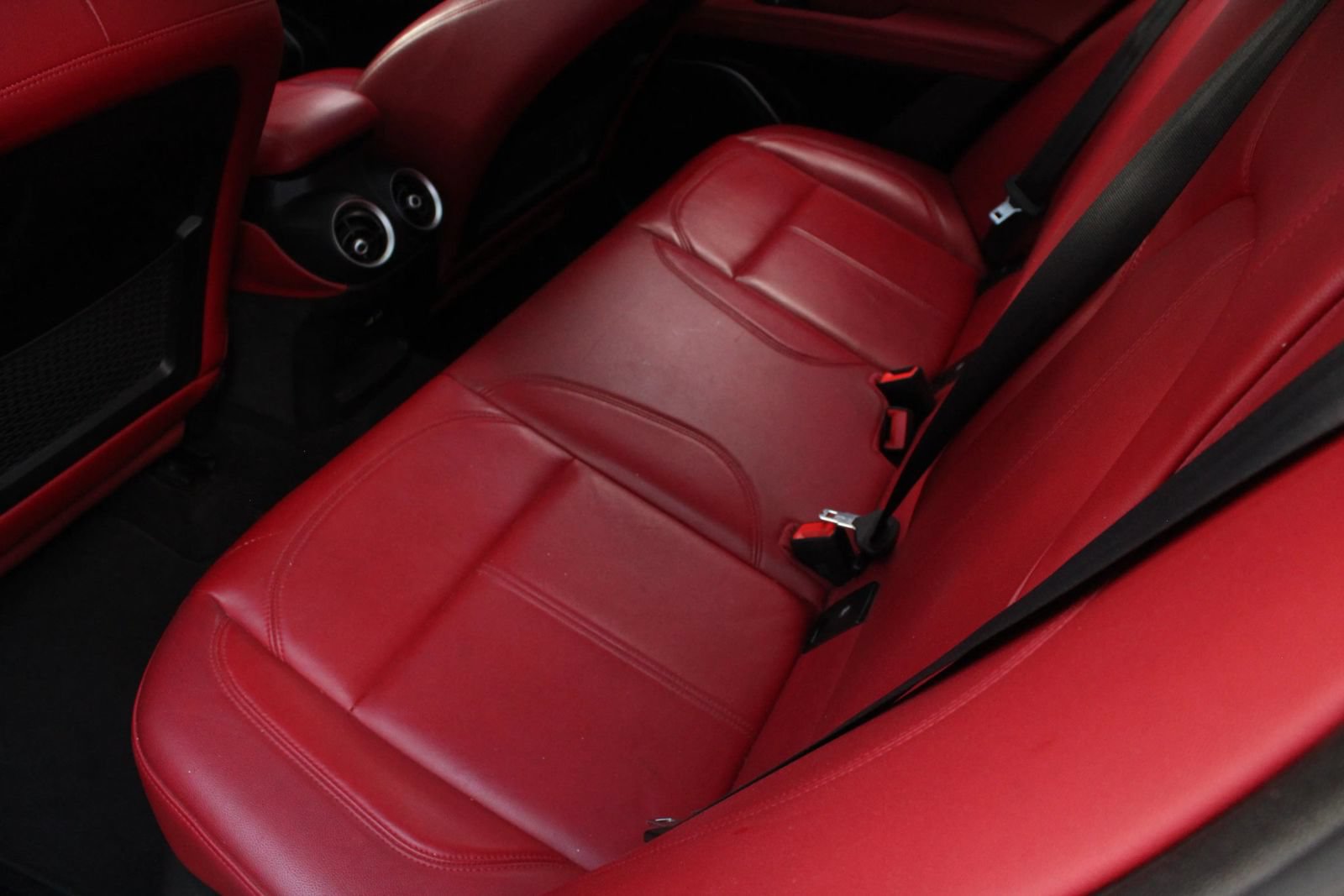 Used 2020 Alfa Romeo Stelvio AWD w/ Cold Weather Package image 19