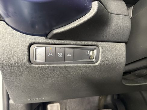 Used 2025 Chevrolet Equinox EV LT w/ Convenience Package II FWD image 20
