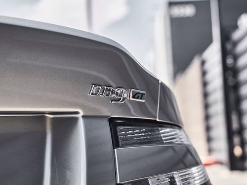 Used 2016 Aston Martin DB9 GT RWD image 13