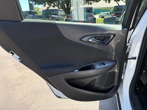 Used 2025 Chevrolet Malibu LT FWD image 16