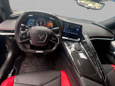 Used 2024 Chevrolet Corvette Z06 RWD image 8