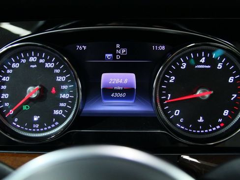 Certified 2019 Mercedes-Benz E 300 4MATIC image 14