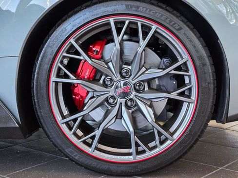 Used 2023 Chevrolet Corvette Stingray Premium Conv w/ Z51 Performance Package RWD image 25