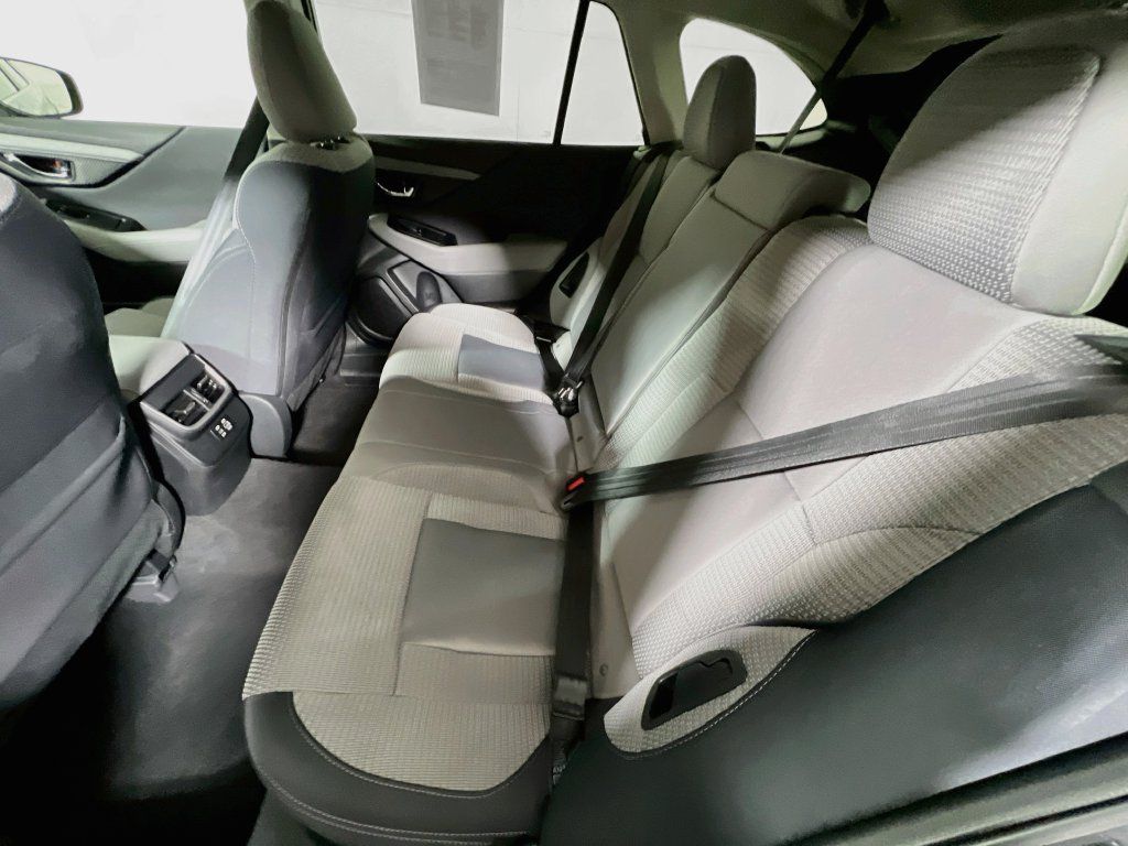 Certified 2025 Subaru Outback Premium AWD/4WD image 22