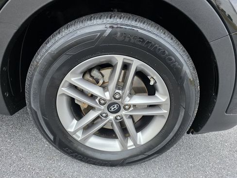 Used 2017 Hyundai Santa Fe Sport w/ 2.4L Tech Package 04 image 39