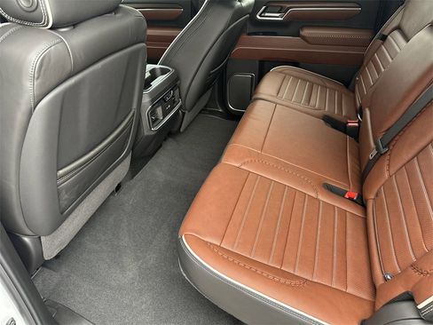 Certified 2026 GMC Sierra 2500 Denali Ultimate image 30