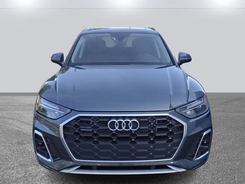 Certified 2024 Audi Q5 e Premium image 2
