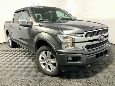 Used 2018 Ford F150 Platinum w/ Equipment Group 701A Luxury image 2