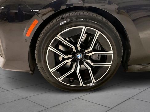 Certified 2025 BMW 740i 740i image 10