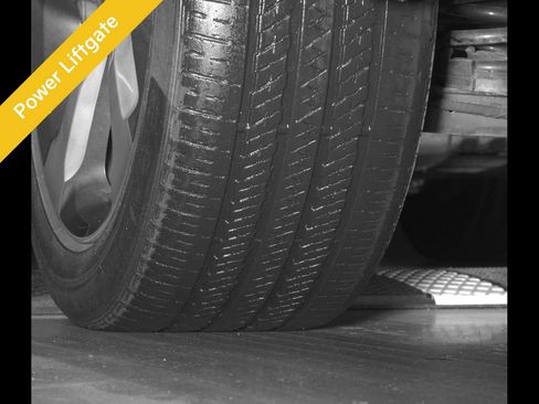 Used 2021 Jeep Grand Cherokee L Limited AWD/4WD image 16