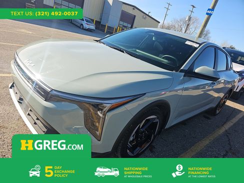 Used 2025 Kia K4 EX image 1