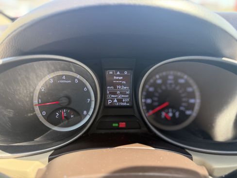 Used 2014 Hyundai Santa Fe Sport w/ Popular Equipment Package 02 FWD image 18