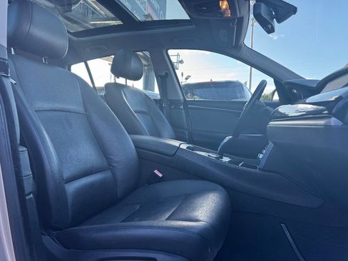Used 2014 BMW 535i Gran Turismo image 23