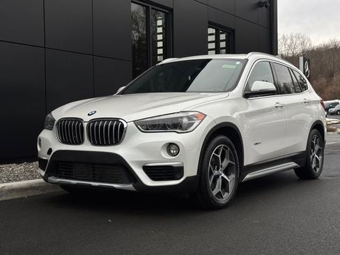 Used 2016 BMW X1 xDrive28i image 2