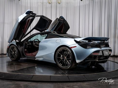 Used 2018 McLaren 720S Luxury image 14