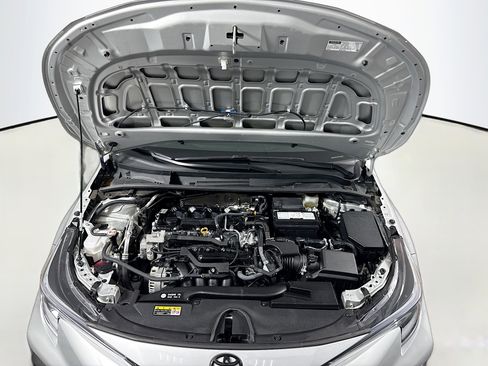 Certified 2025 Toyota Corolla SE image 27