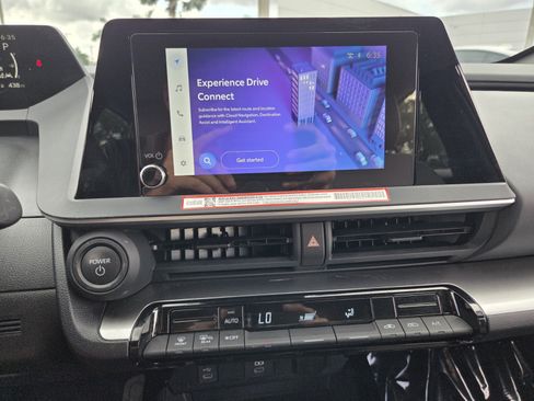 Used 2024 Toyota Prius LE FWD image 20