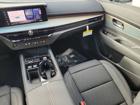New 2026 Nissan Murano Platinum AWD/4WD image 18