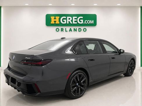 Used 2026 BMW 740i w/ Premium Package RWD image 6