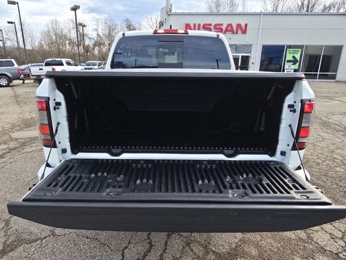 New 2026 Nissan Frontier SV image 9