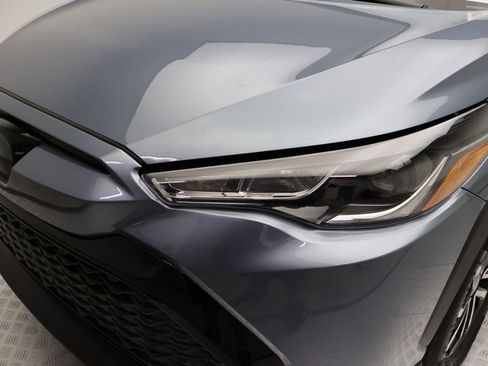 Certified 2023 Toyota Corolla Cross SE image 3