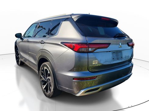 Used 2022 Mitsubishi Outlander SEL FWD image 6