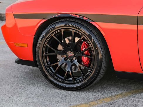 Used 2009 Dodge Challenger SRT8 w/ SRT Option Group II image 53