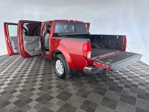 Used 2015 Nissan Frontier SV RWD image 20