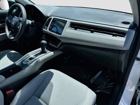 Used 2019 Honda HR-V EX image 28