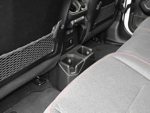 Used 2026 Jeep Gladiator Rubicon AWD/4WD image 25