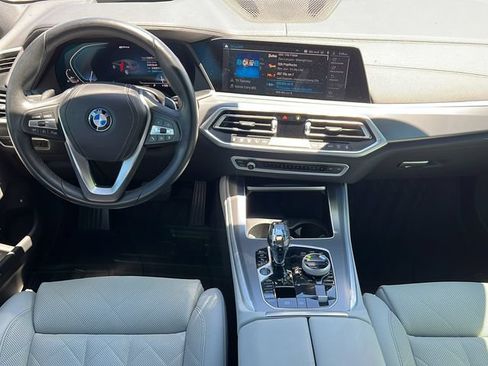 Used 2023 BMW X5 xDrive45e w/ Executive Package AWD/4WD image 14