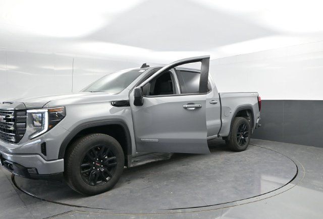 Used 2024 GMC Sierra 1500 Elevation AWD/4WD image 9
