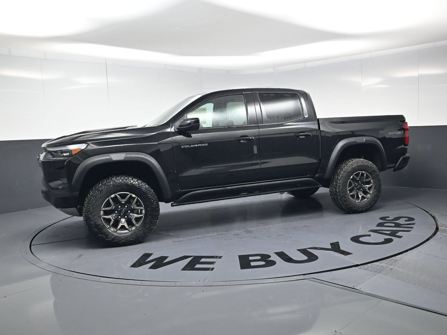 New 2026 Chevrolet Colorado ZR2 w/ Technology Package AWD/4WD image 6