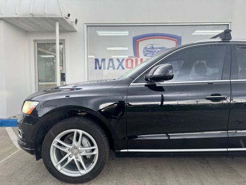 Used 2017 Audi Q5 2.0T Premium Plus w/ Technology Package image 17