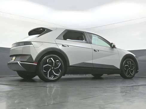 Used 2024 Hyundai Ioniq 5 SE RWD image 47