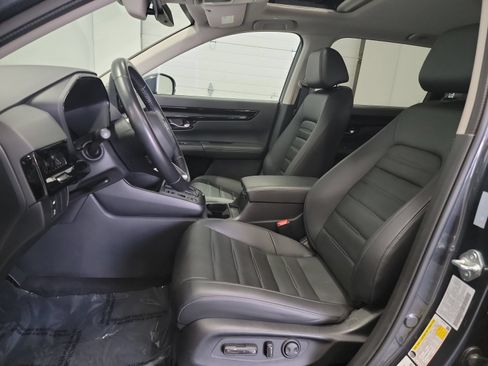 Used 2025 Honda CR-V EX-L image 12