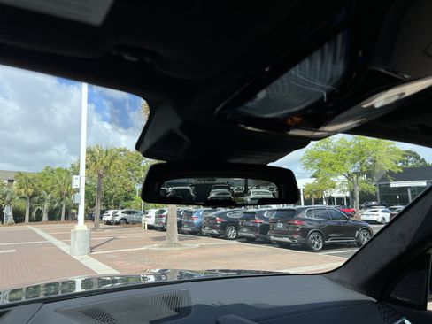 Certified 2025 BMW X5 M60i image 27