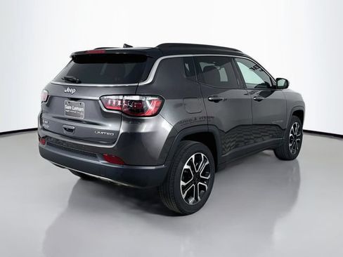 Used 2023 Jeep Compass Limited AWD/4WD image 7