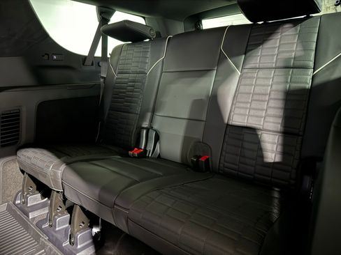 New 2025 Cadillac Escalade ESV Premium Luxury Platinum image 50