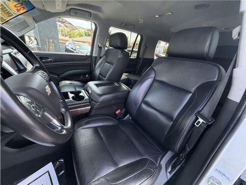 Used 2019 Chevrolet Tahoe LT AWD/4WD image 18