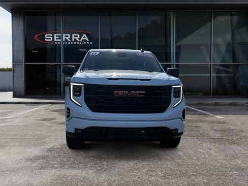 Used 2025 GMC Sierra 1500 Elevation w/ Preferred Package AWD/4WD image 8