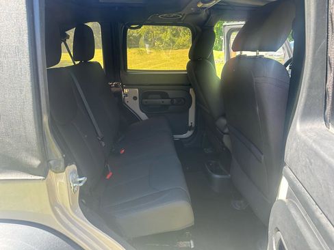 Used 2016 Jeep Wrangler Unlimited Sport AWD/4WD image 18