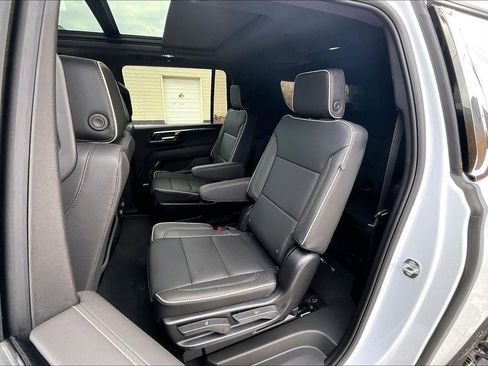 New 2026 Chevrolet Suburban Premier w/ Sun And Tow Package image 16