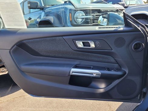 New 2025 Ford Mustang Coupe image 36