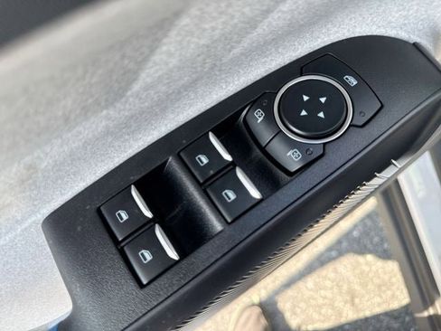 New 2025 Ford Maverick XLT w/ XLT Luxury Package image 13