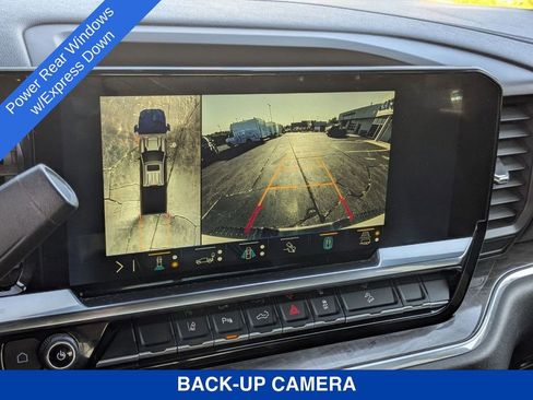 Used 2024 Chevrolet Silverado 2500 LTZ w/ LTZ Convenience Package image 27