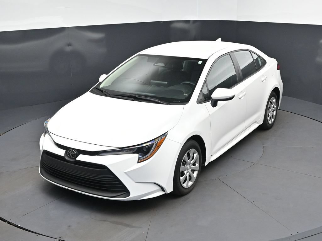 Used 2024 Toyota Corolla LE FWD image 30